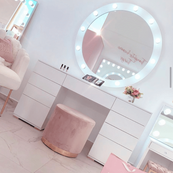 Vanity-push-con-espejo-de-madera Vanity Esmeralda